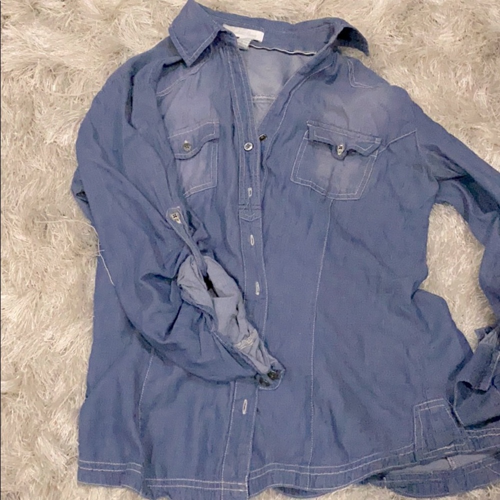 Thin jean shirt